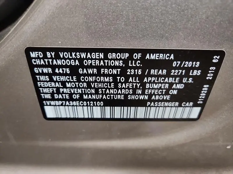 2014 VOLKSWAGEN PASSAT SE  