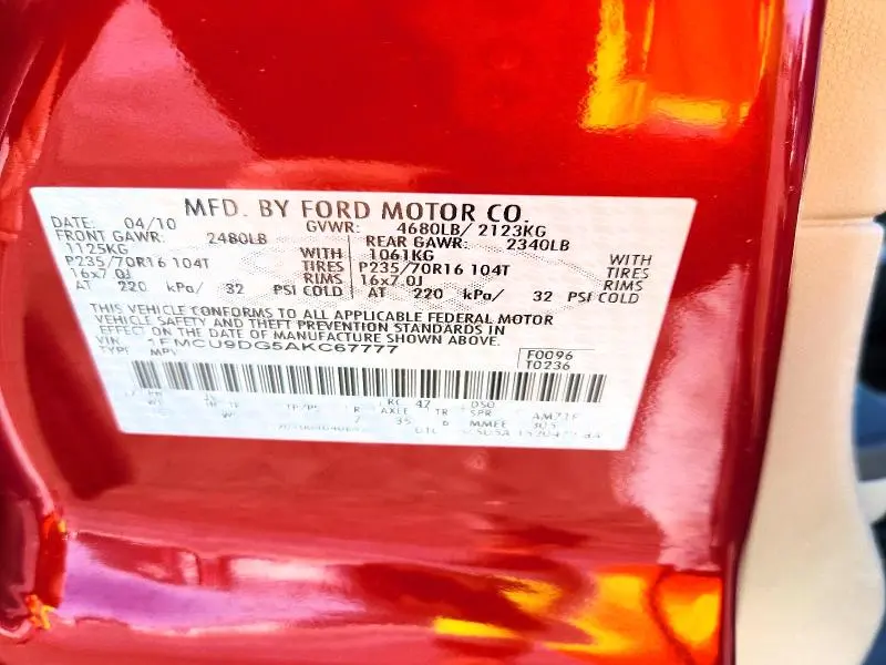 2010 FORD ESCAPE XLT  