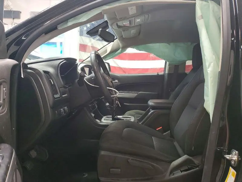 2017 CHEVROLET COLORADO LT  