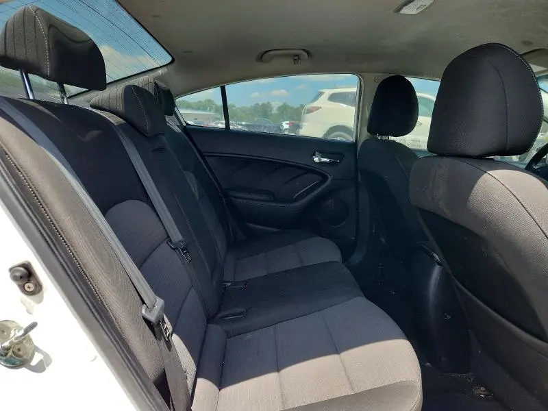 2015 KIA FORTE LX  