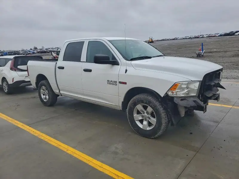 2015 RAM 1500 ST  