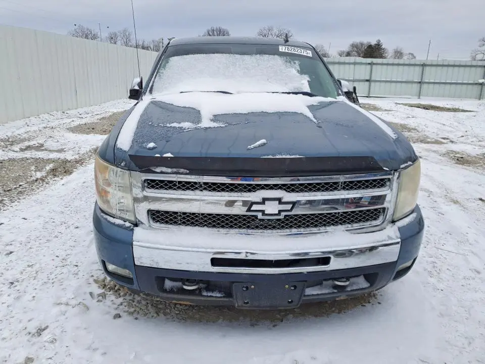 2011 CHEVROLET SILVERADO K1500 LT  