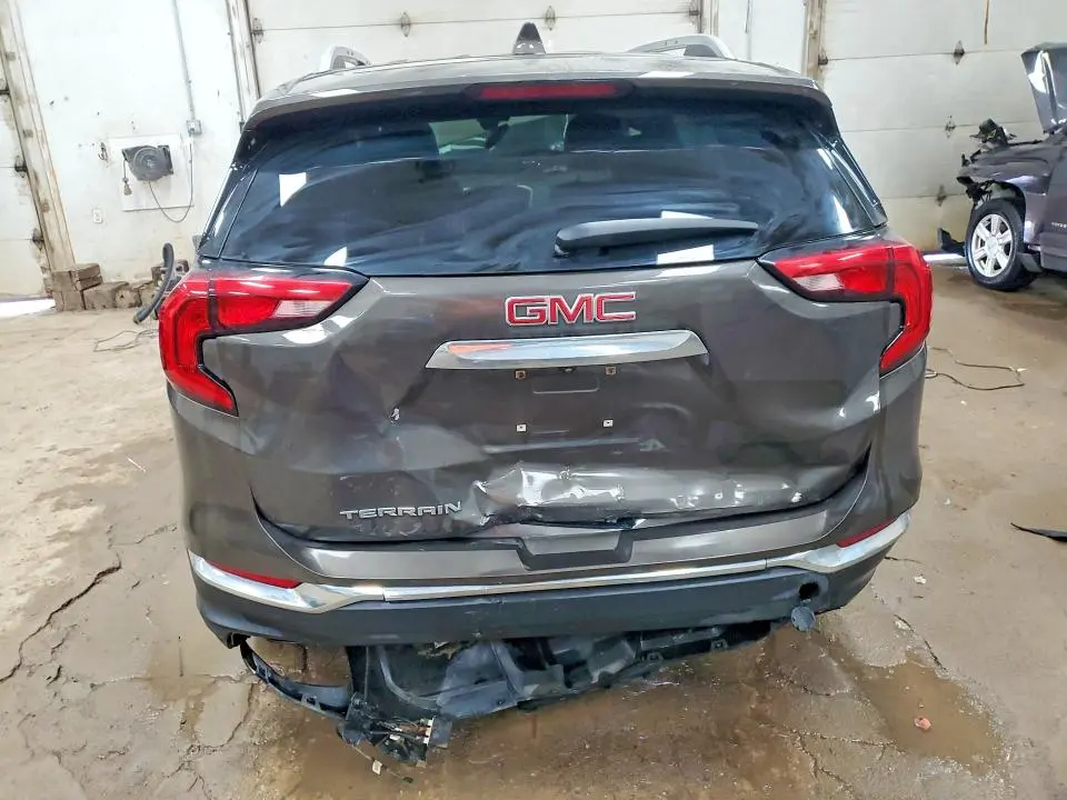 2020 GMC TERRAIN SLT  