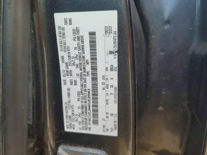 2017 FORD ESCAPE TITANIUM  