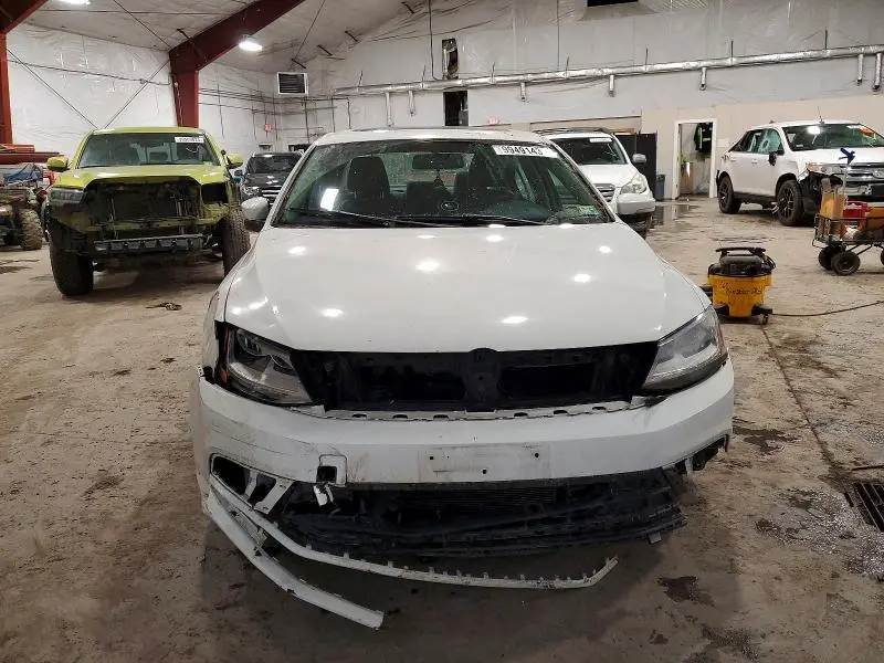 2017 VOLKSWAGEN JETTA SE  