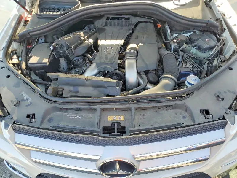 2015 MERCEDES-BENZ GL 550 4MATIC  
