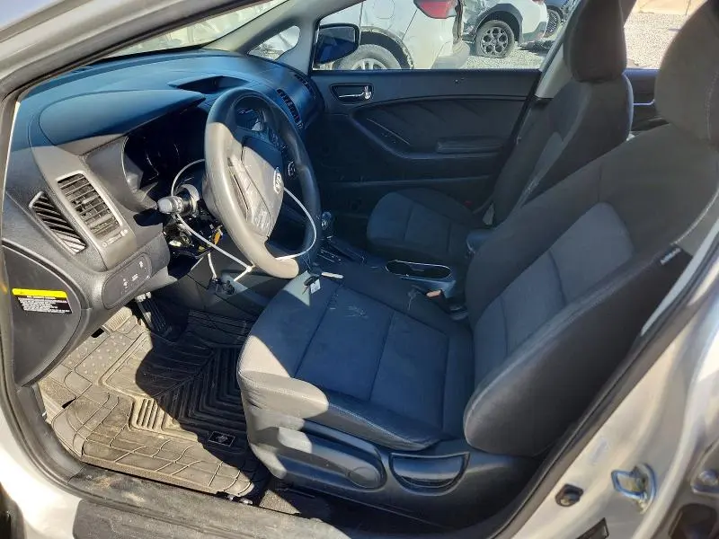 2015 KIA FORTE LX  