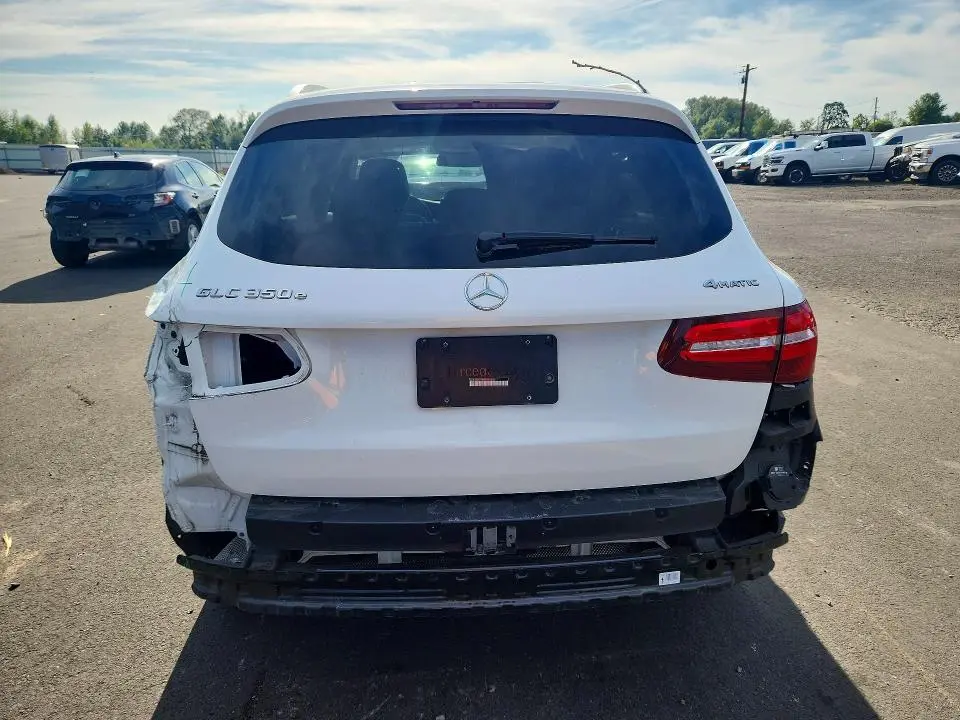 2019 MERCEDES-BENZ GLC 350E  