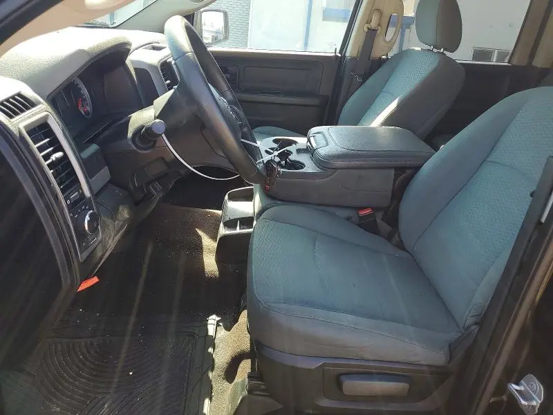 2014 RAM 1500 ST  