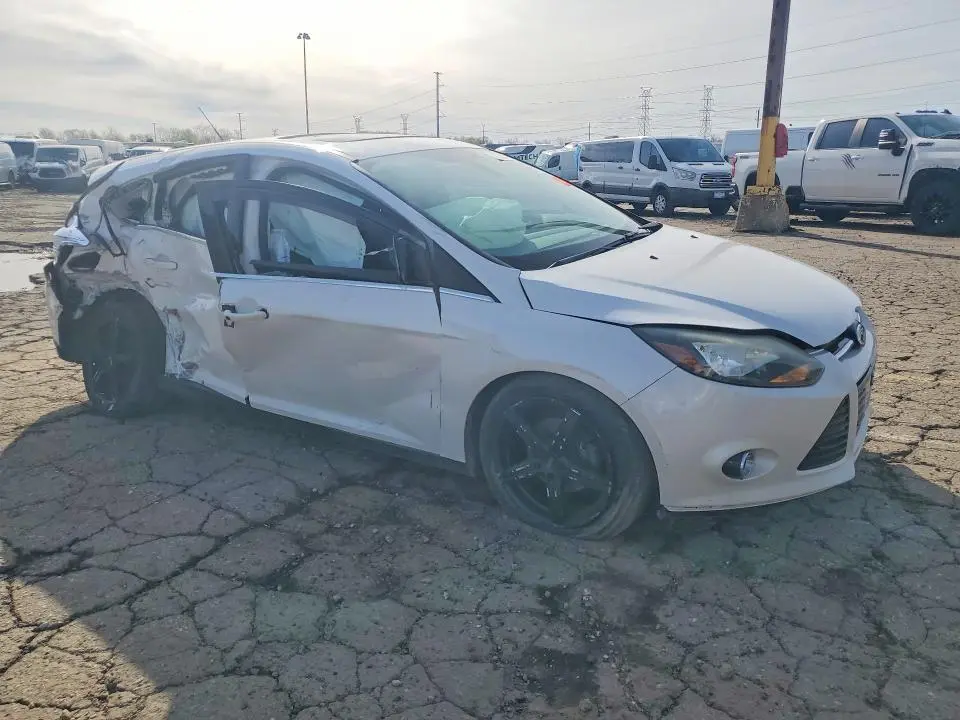 2012 FORD FOCUS TITANIUM  