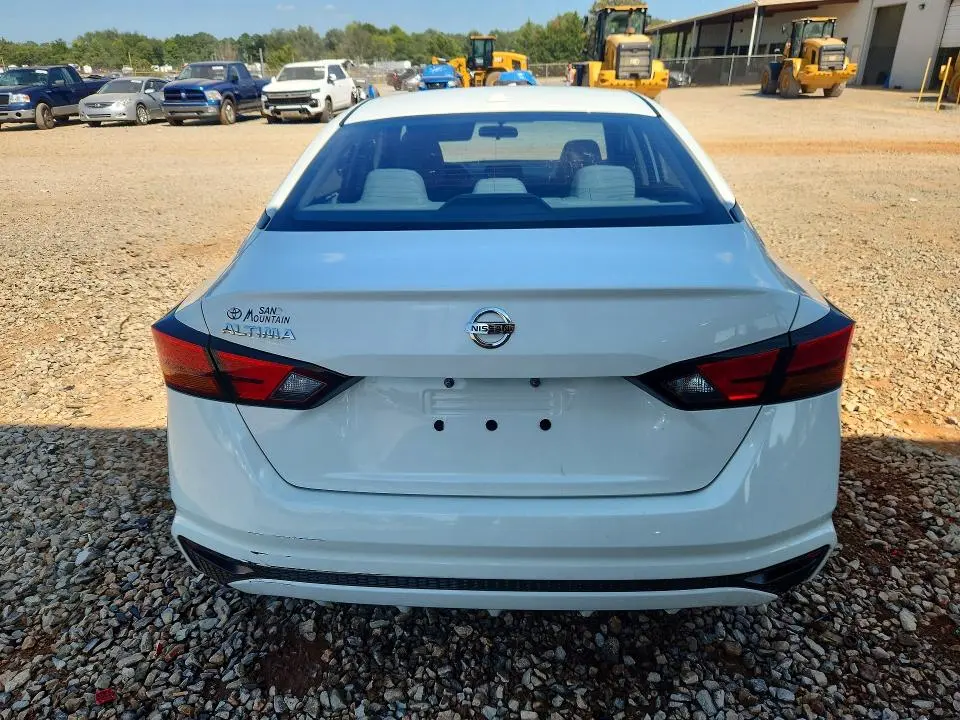 2020 NISSAN ALTIMA S  