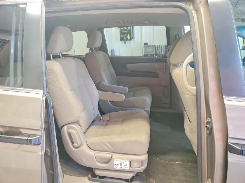 2012 HONDA ODYSSEY LX  