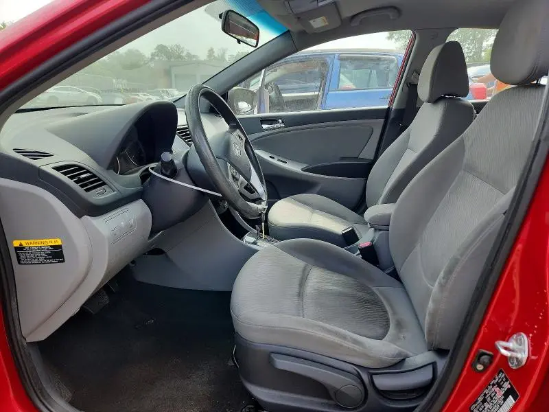 2012 HYUNDAI ACCENT GLS  