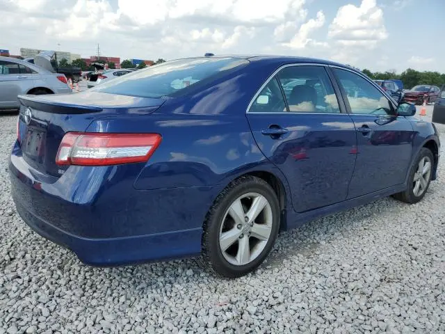 2011 TOYOTA CAMRY SE  