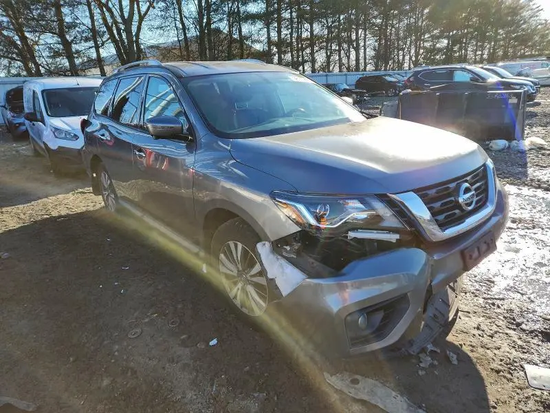 2020 NISSAN PATHFINDER SL  