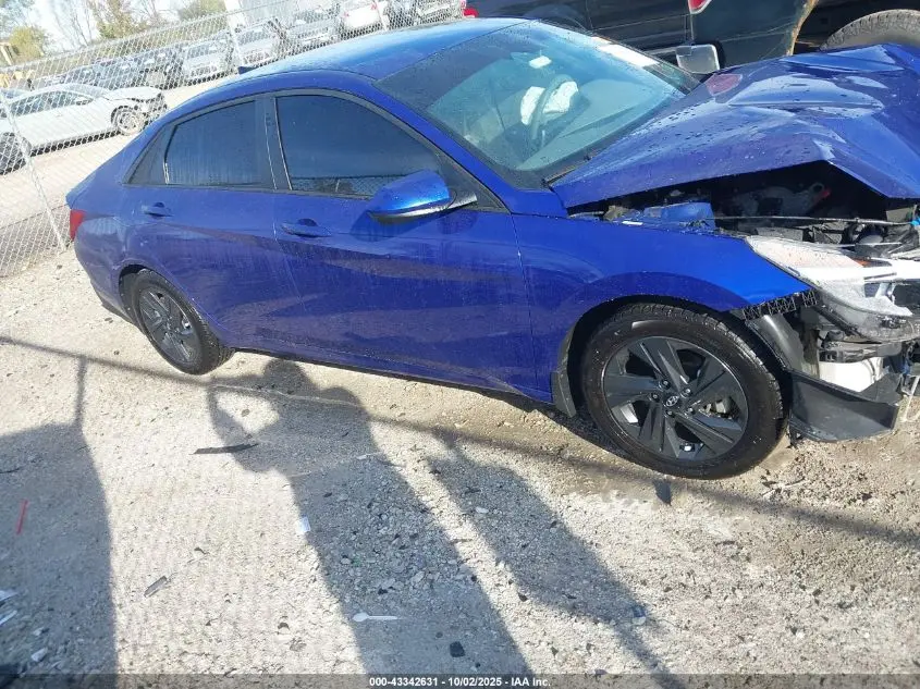 2022 HYUNDAI ELANTRA SEL