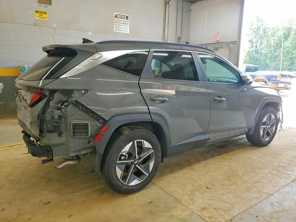 2025 HYUNDAI TUCSON SEL  