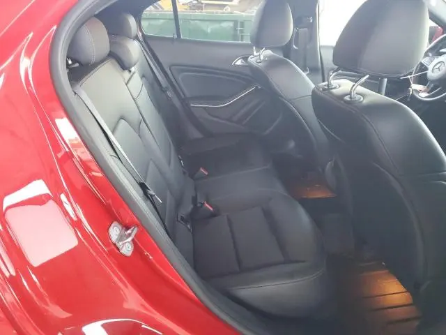 2020 MERCEDES-BENZ GLA 250  