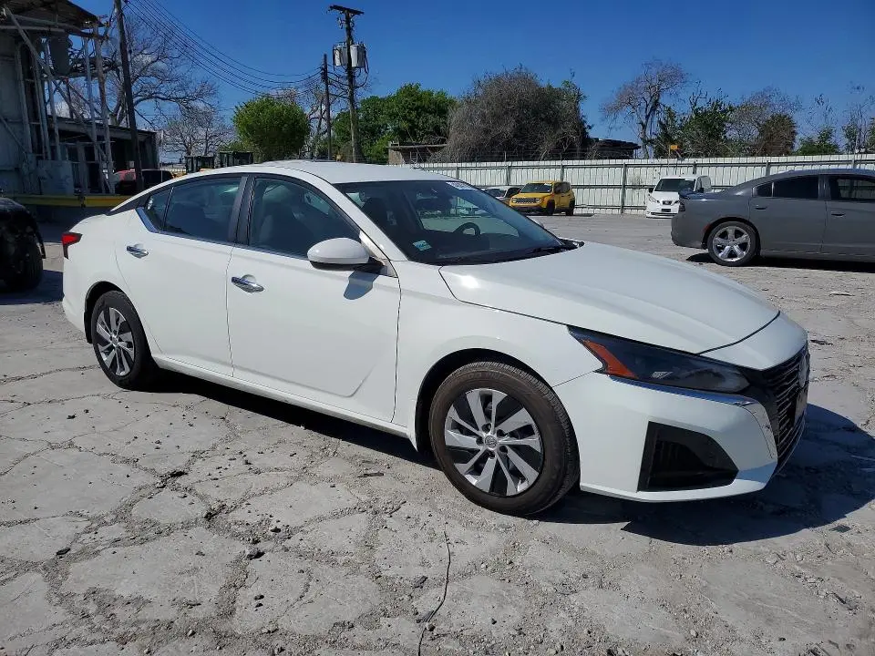 2023 NISSAN ALTIMA 2.5 S  