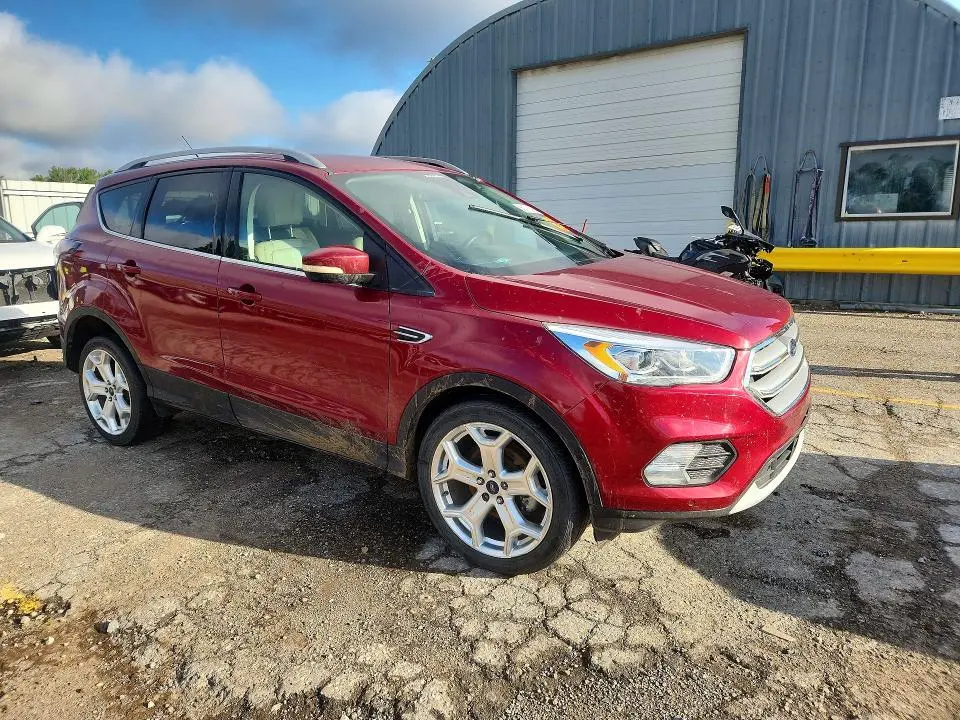 2017 FORD ESCAPE TITANIUM  