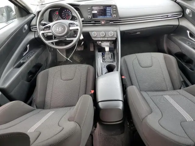 2023 HYUNDAI ELANTRA SE  