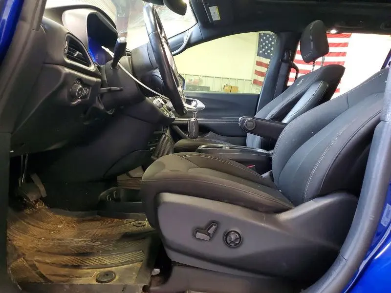 2020 CHRYSLER PACIFICA TOURING  
