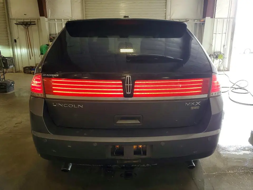 2010 LINCOLN MKX   