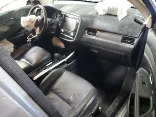 2020 MITSUBISHI OUTLANDER SE  