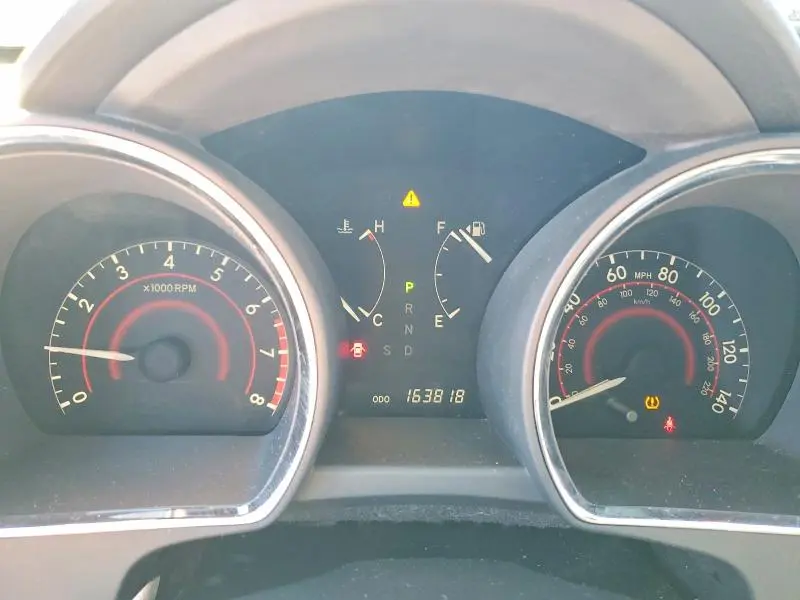 2012 TOYOTA HIGHLANDER SE  
