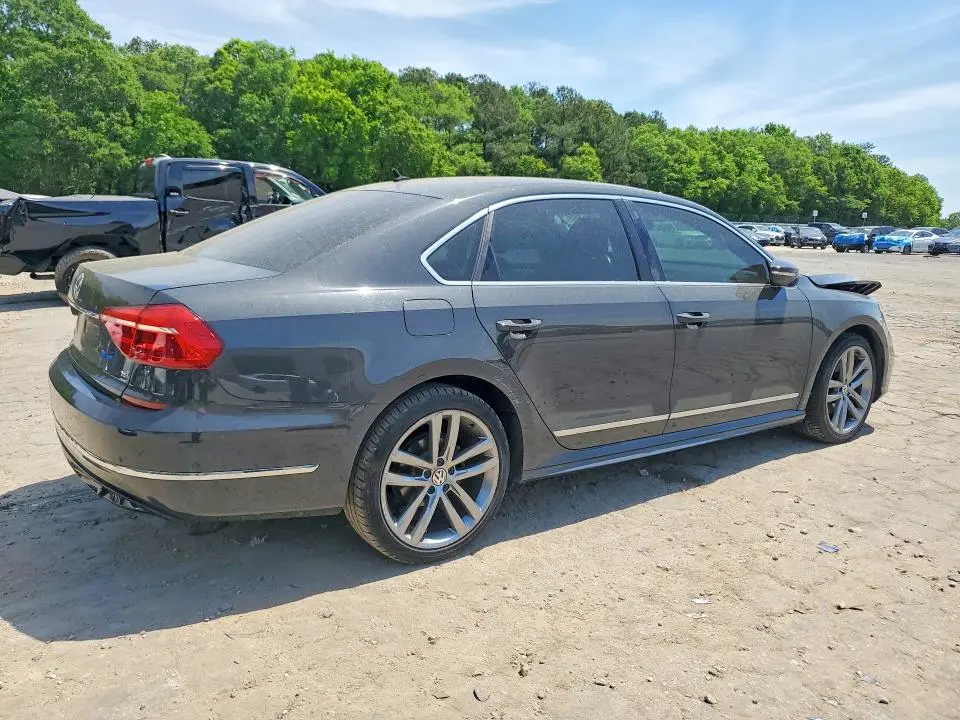 2016 VOLKSWAGEN PASSAT S  