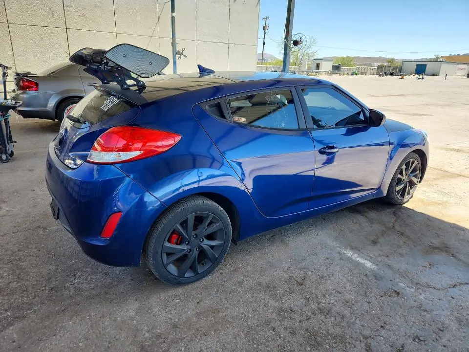 2017 HYUNDAI VELOSTER BASE  