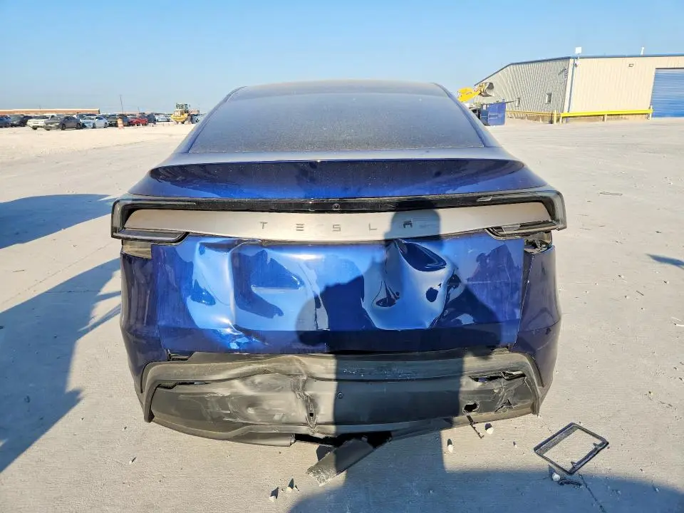 2026 TESLA MODEL Y   