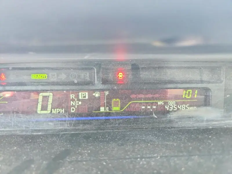 2014 TOYOTA PRIUS V TWO  