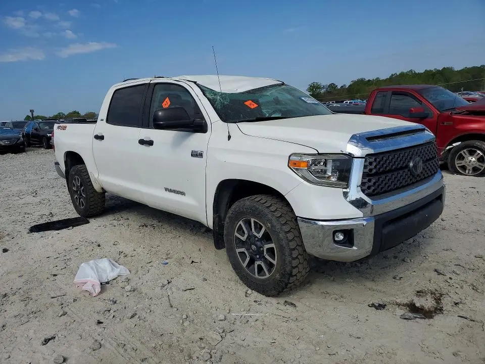 2018 TOYOTA TUNDRA SR5  