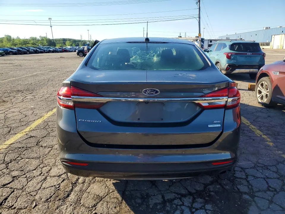 2017 FORD FUSION SE  