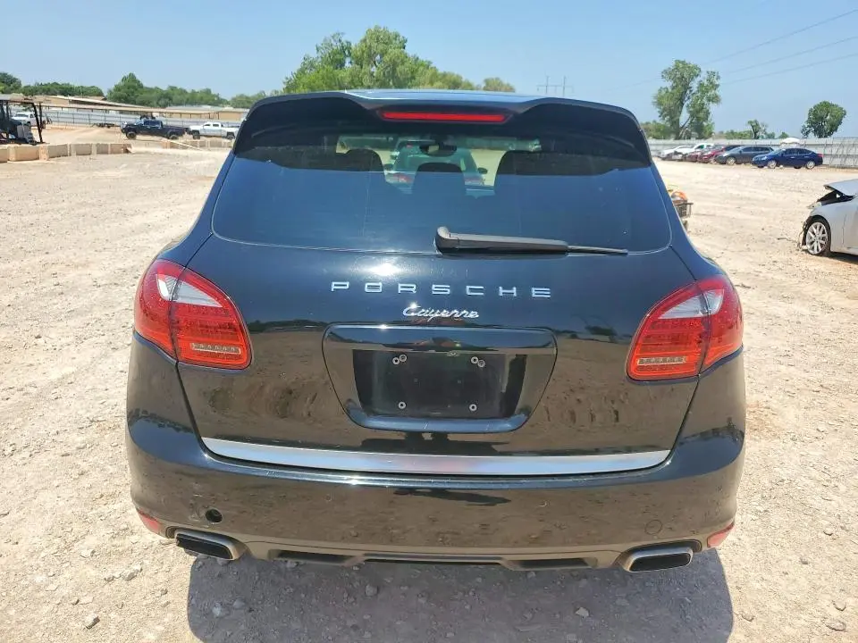 2012 PORSCHE CAYENNE   
