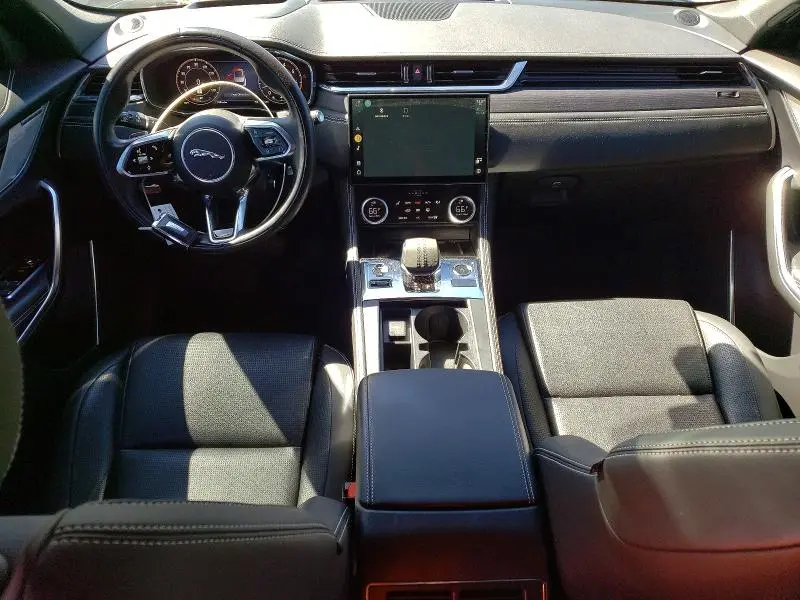 2024 JAGUAR F-PACE R-DYNAMIC S  