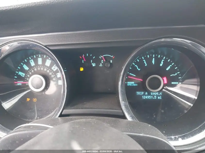 2014 FORD MUSTANG V6