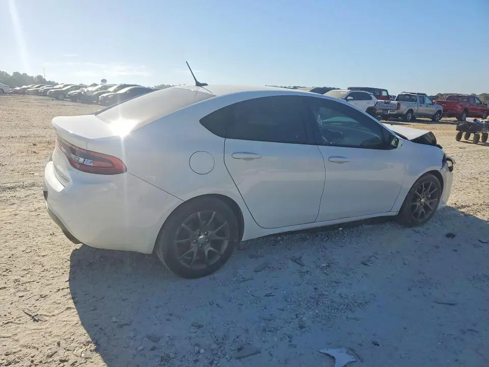 2015 DODGE DART SXT  