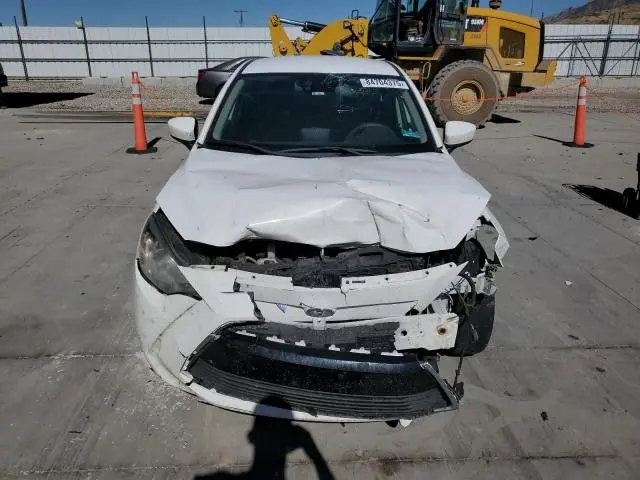 2017 TOYOTA YARIS IA   