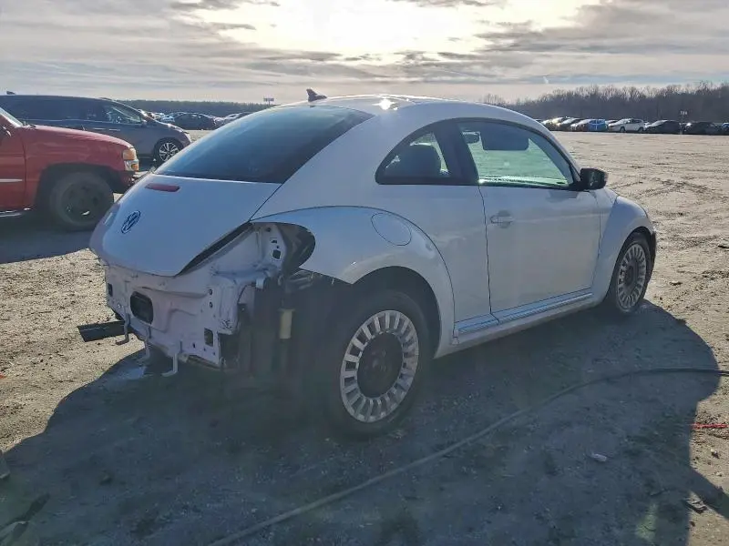 2012 VOLKSWAGEN BEETLE   