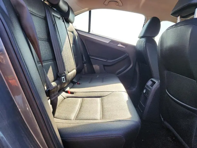 2012 VOLKSWAGEN JETTA TDI  