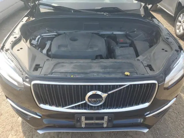 2017 VOLVO XC90 T6  