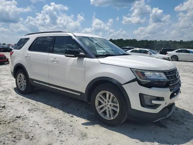 2017 FORD EXPLORER XLT  