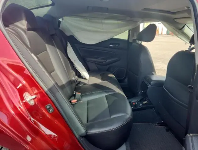 2019 NISSAN ALTIMA SR  