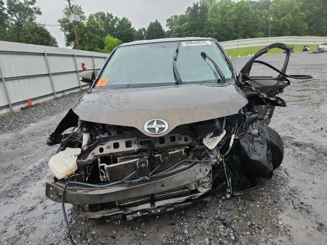 2011 TOYOTA SCION XD   