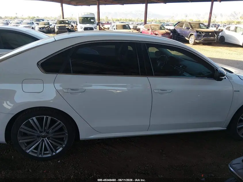 2014 VOLKSWAGEN PASSAT 1.8T SPORT