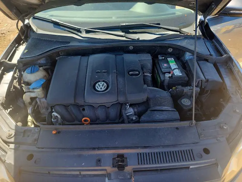 2012 VOLKSWAGEN PASSAT SE  