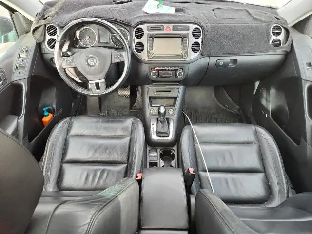 2011 VOLKSWAGEN TIGUAN S  