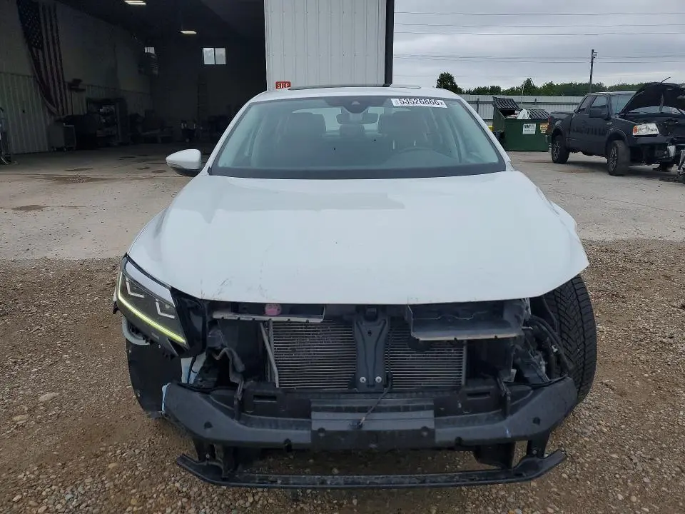 2020 VOLKSWAGEN PASSAT SE  